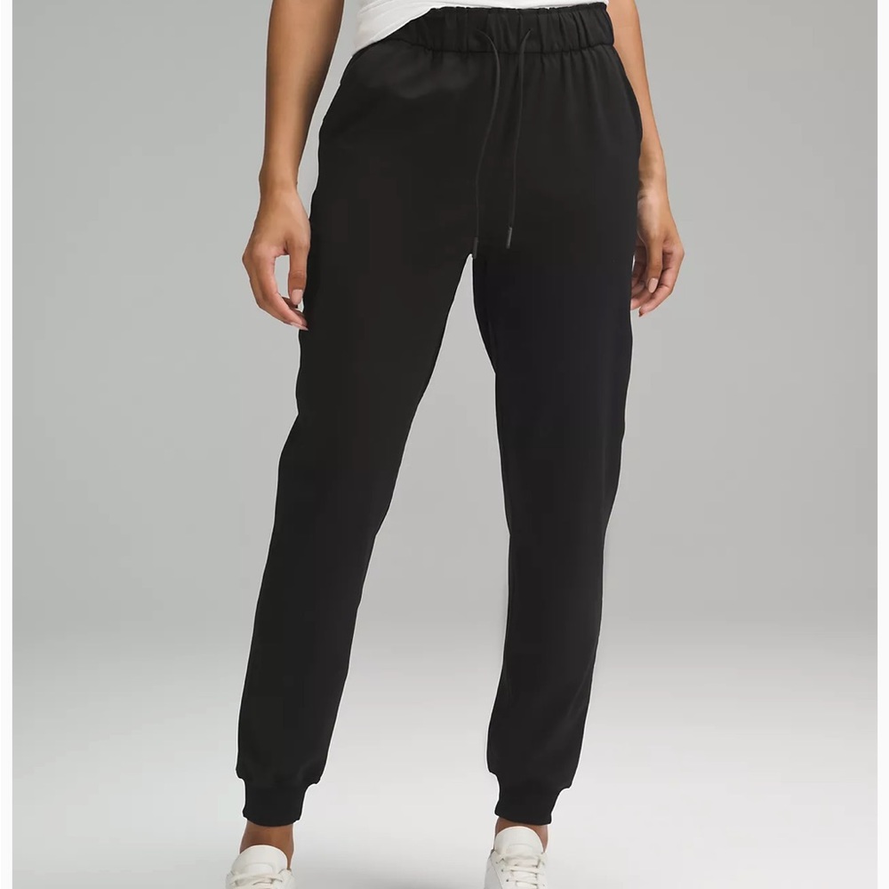 Stretch High-Rise Jogger
Full Length FINAL PRICE DROP